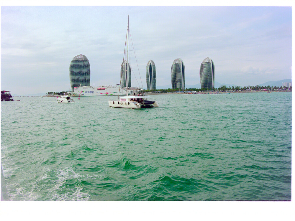 naval-scene-rgb-light-tiff-input-DC-mode.jpg